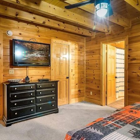 Cabin-N-Smokys! Indoor Resort Pool Views Hot Tub Game Room Sevierville Zewnętrze zdjęcie