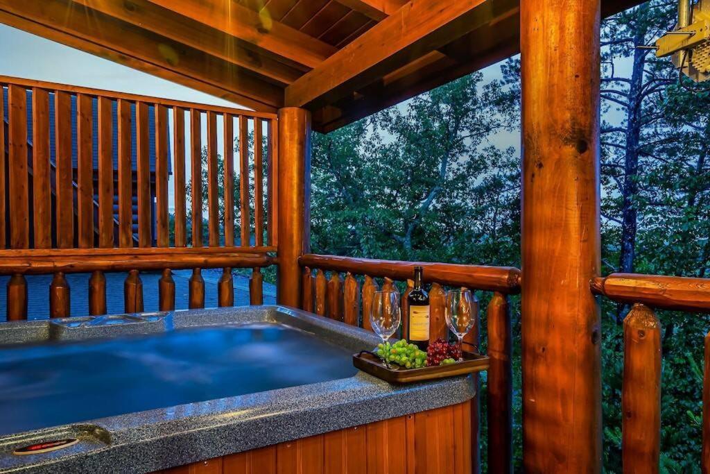 Cabin-N-Smokys! Indoor Resort Pool Views Hot Tub Game Room Sevierville Zewnętrze zdjęcie
